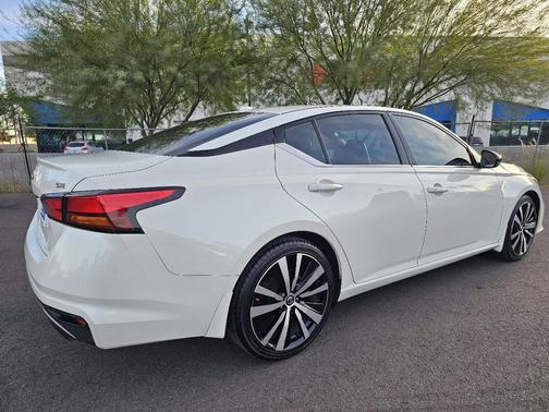 2019 Nissan Altima 2.5 SR