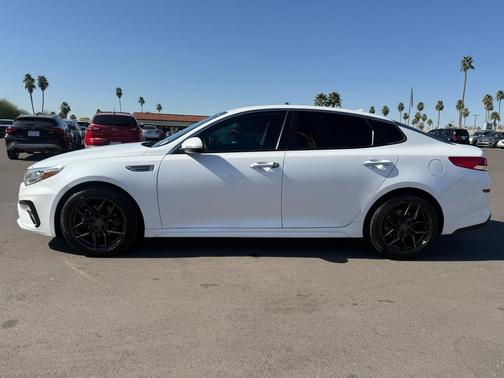 2019 Kia Optima LX