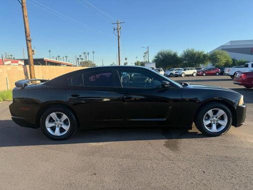 2012 Dodge Charger SE