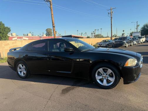 2012 Dodge Charger SE