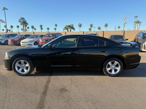 2012 Dodge Charger SE