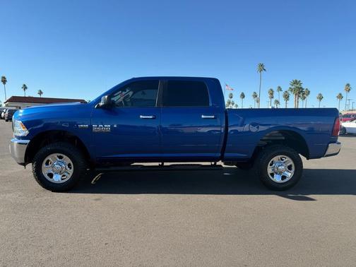 2017 RAM 2500 SLT Crew Cab SWB 4WD