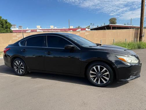2017 Nissan Altima 2.5 SV