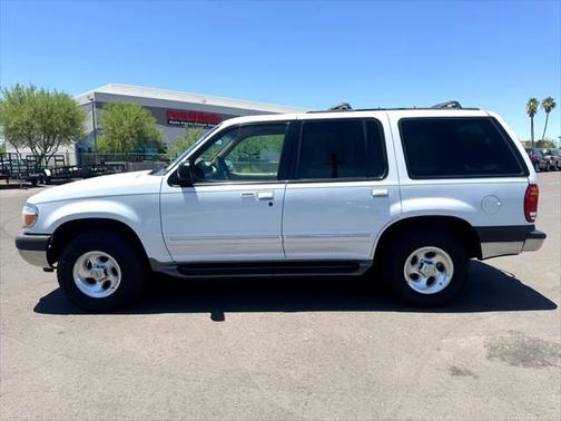 2000 Ford Explorer XLT