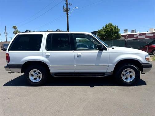 2000 Ford Explorer XLT
