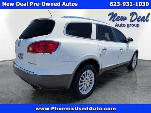 Gold 2012 Buick Enclave Base