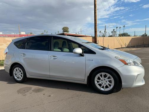 2013 Toyota Prius v Three