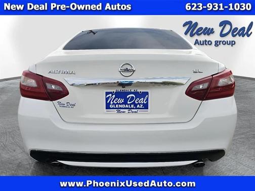 White 2018 Nissan Altima 2.5 SV
