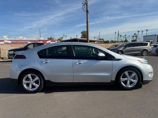 2014 Chevrolet Volt Base