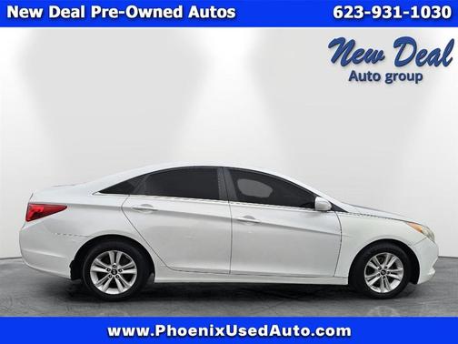 2013 Hyundai SONATA GLS