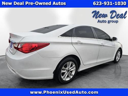 2013 Hyundai SONATA GLS
