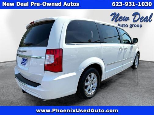 2011 Chrysler Town & Country Touring