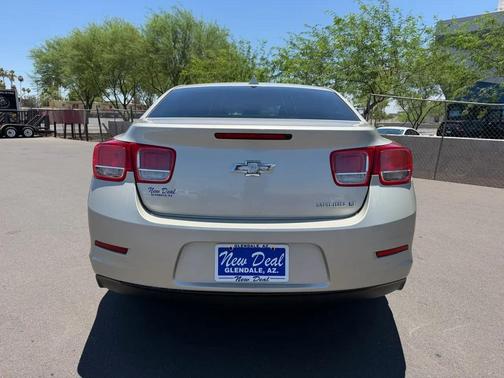 Gold 2013 Chevrolet Malibu 2LT