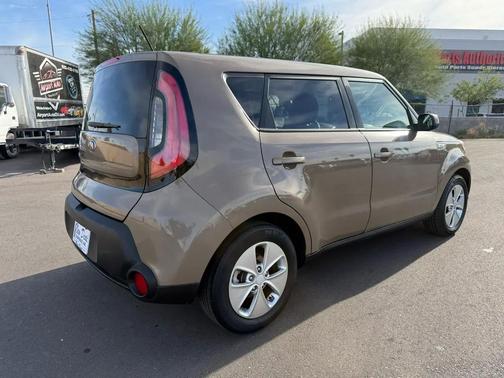 2016 Kia Soul Base