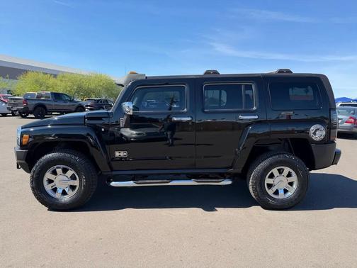2006 Hummer H3 Base