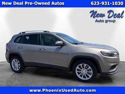 Brown 2019 Jeep Cherokee Latitude