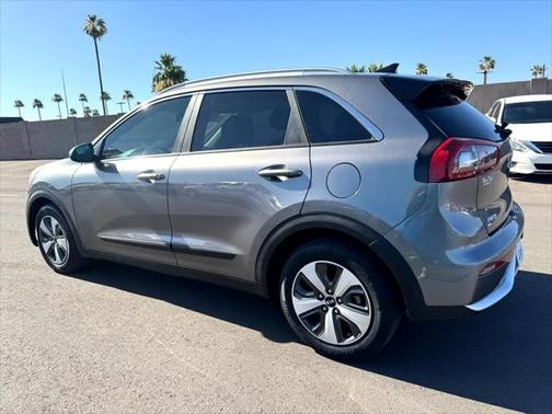 2017 Kia Niro LX