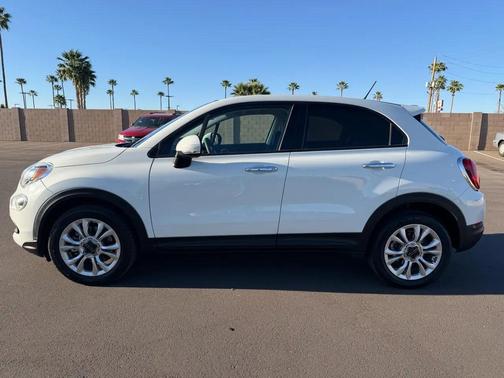 White 2016 FIAT 500X Easy