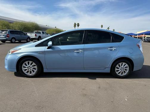 2012 Toyota Prius Plug-in Advanced