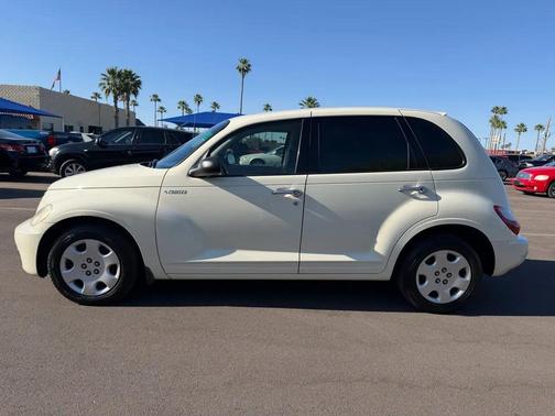 White 2006 Chrysler PT Cruiser Base