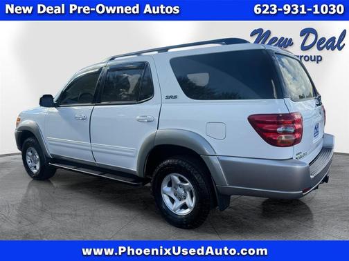 2004 Toyota Sequoia SR5