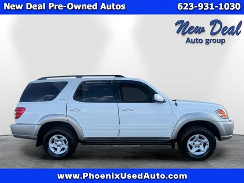 2004 Toyota Sequoia SR5