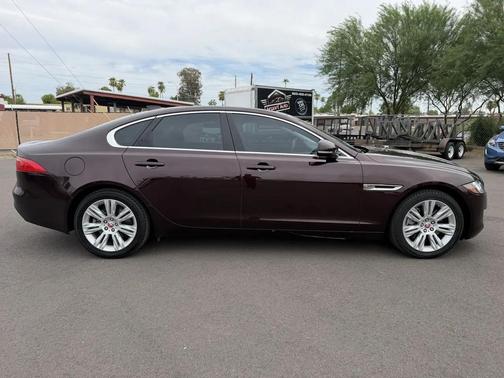 Purple 2017 Jaguar XF 35t Premium