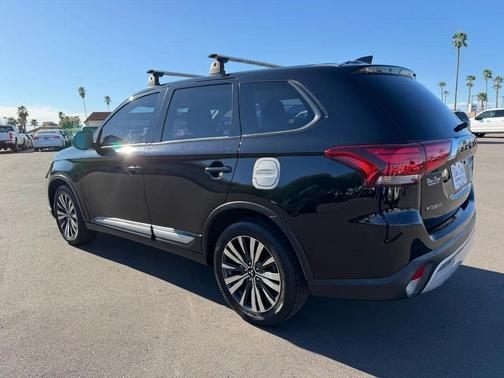 2019 Mitsubishi Outlander ES