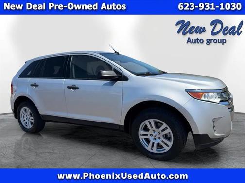 Silver 2013 Ford Edge SE