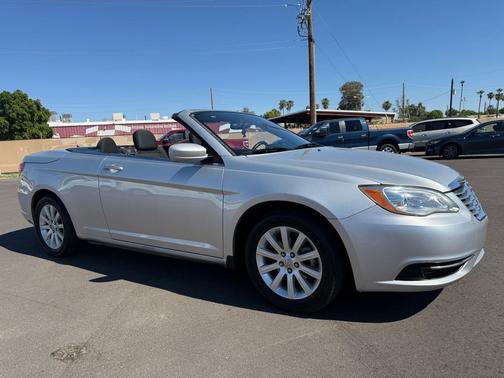 2012 Chrysler 200 Touring