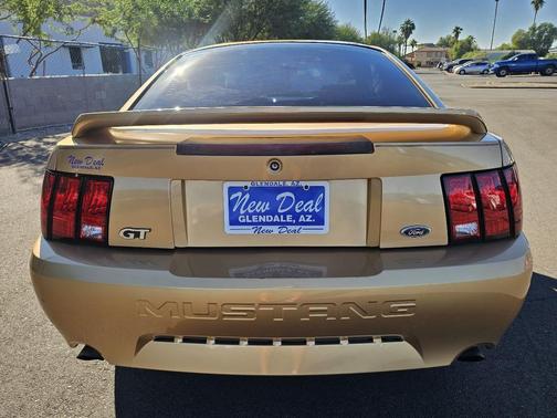 2000 Ford Mustang GT