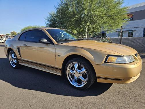 2000 Ford Mustang GT