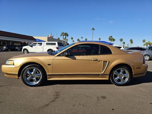 2000 Ford Mustang GT