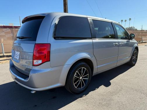 2015 Dodge Grand Caravan R/T