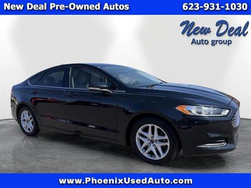 Black 2014 Ford Fusion SE