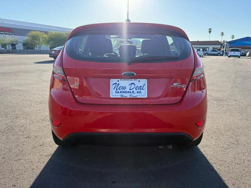 2012 Ford Fiesta SE Hatchback