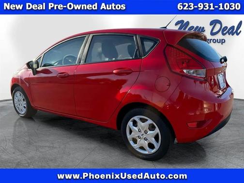 2012 Ford Fiesta SE Hatchback