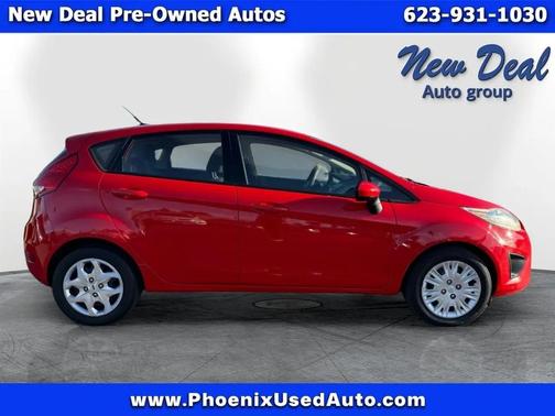 2012 Ford Fiesta SE Hatchback