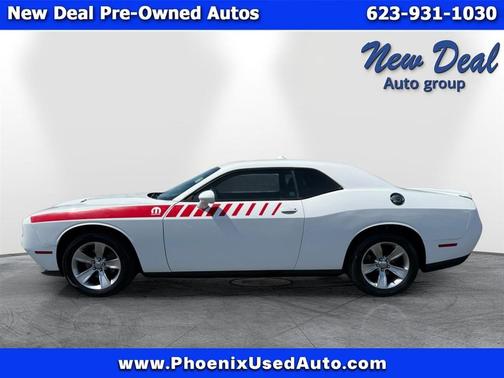 2015 Dodge Challenger SXT