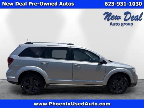 Gray 2018 Dodge Journey Crossroad