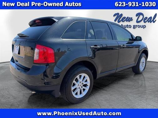 Silver 2014 Ford Edge SE