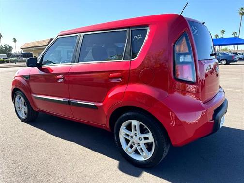 2010 Kia Soul +
