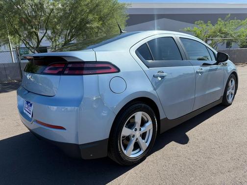 2013 Chevrolet Volt Base