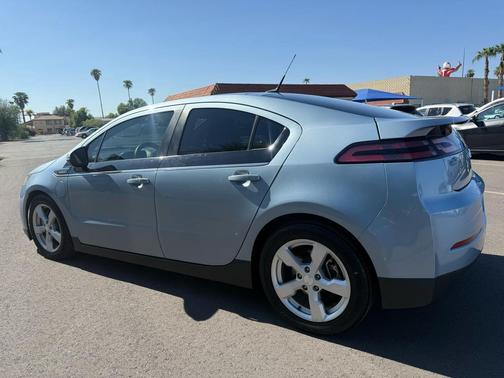 2013 Chevrolet Volt Base
