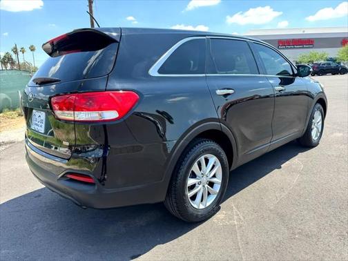 2017 Kia Sorento L