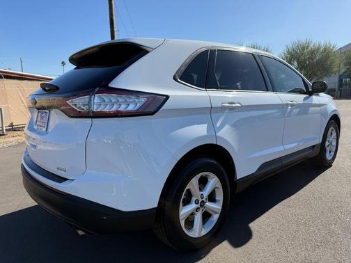 2018 Ford Edge SE