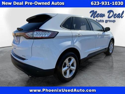 White 2018 Ford Edge SE