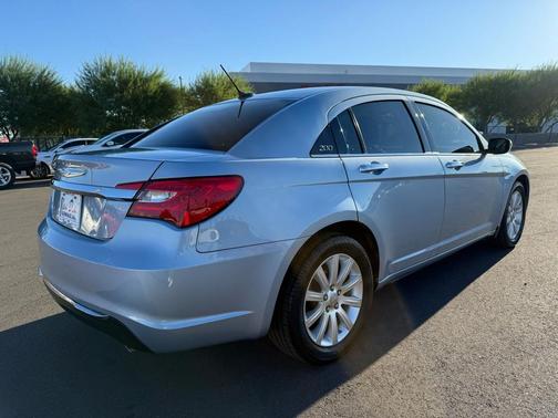 2013 Chrysler 200 Limited