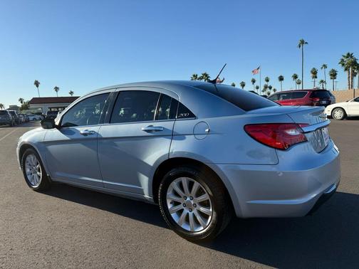 2013 Chrysler 200 Limited