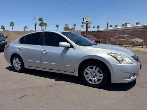 Silver 2011 Nissan Altima 2.5 S